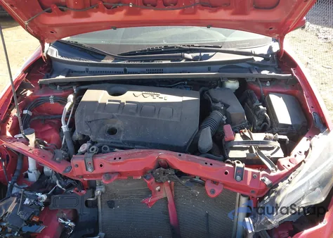 2018 Toyota Corolla Le z USA, uszkodzony, nr VIN 2T1BURHEXJC077595